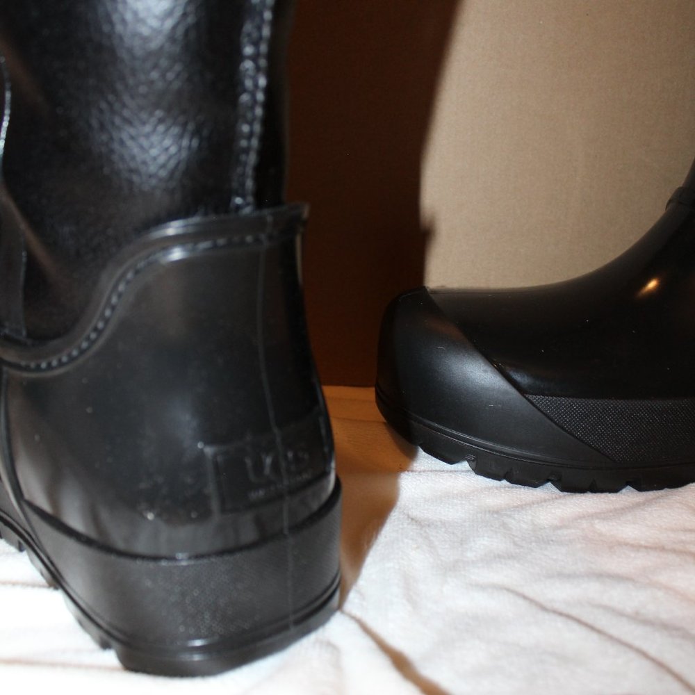 NIB UGG RAINCLOUD TALL LEATHER SHEARLING LINED‎ WINTER RAIN BOOTS BLACK - Picture 6 of 7